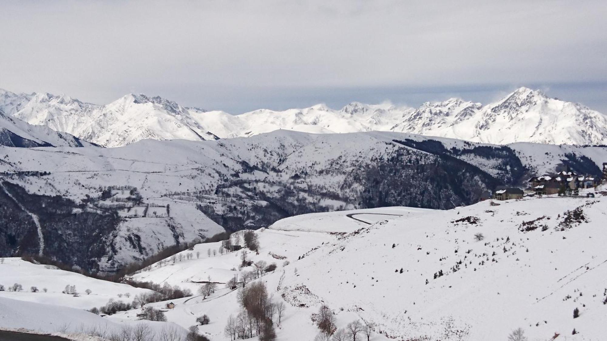 Le Cosy Pyrenees Pied De Pistes Serias Germ ภายนอก รูปภาพ